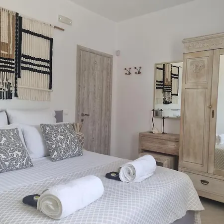 Cocos Villa