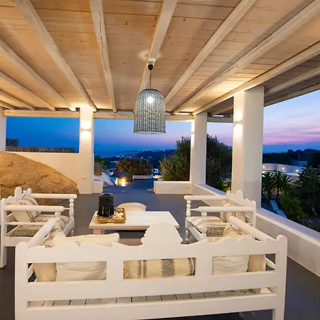 Cocos Villa *