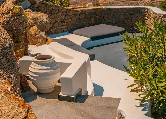 Cocos * Super Paradise Beach (Mykonos)