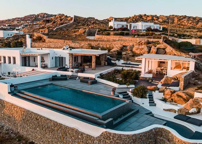 Cocos Super Paradise Beach (Mykonos)